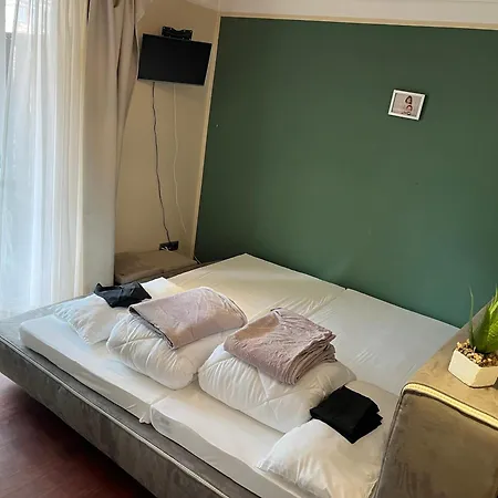 Appartamento Schoene 2-zimmer Naehe Messe Riem Monaco di Baviera